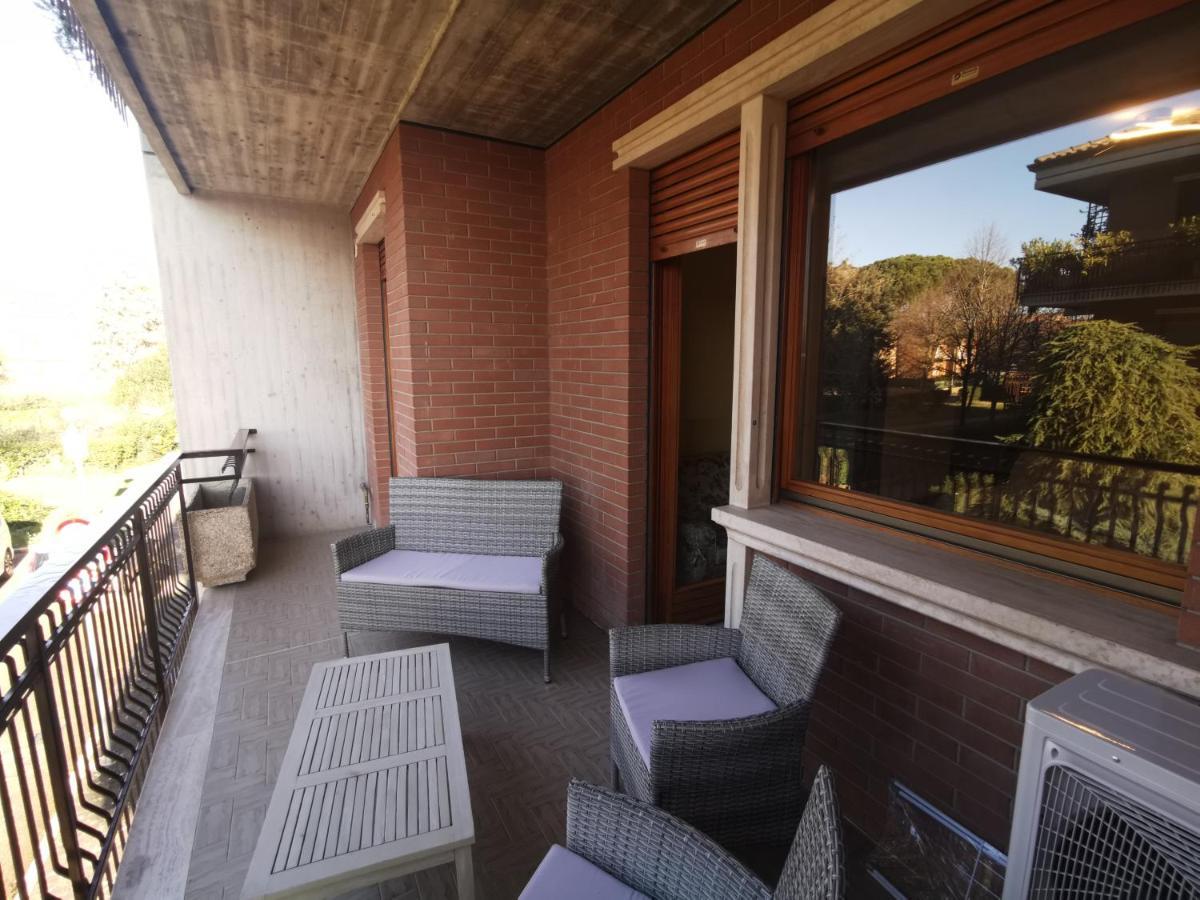 Casa Vacanze Vanda Asís Exterior foto